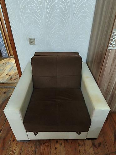 Kreslo 190azn real alıcıya endirim olunacaq