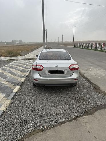 Транспорт: Renault Fluence: 2008 г., 1.7 л, Механика, Бензин, Седан — 5