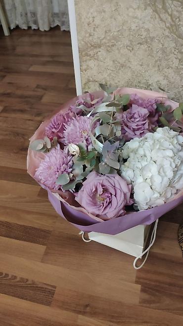 güldanda gül: Lavanda tonlarında elegant buket - Tərkib: lavanda rəngli sprey — 1