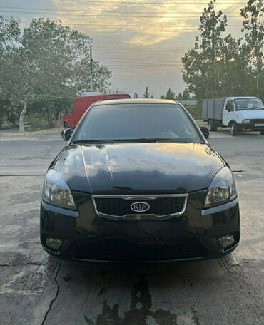 multi sukan: Kia Rio: 1.5 l. | 2007 il Hetçbek