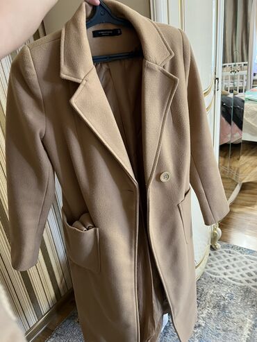 розовое пальто с меховым воротником: Пальто, Осень-весна, Длинная модель, С поясом, S (EU 36), M (EU 38)