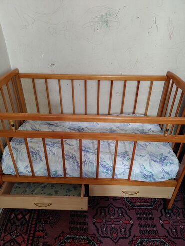 Детский мир: Продаю детская кроватка с матрасом Лина
делали на заказ