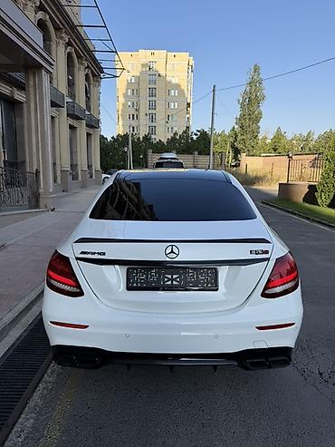 mersedes e class: Mercedes-Benz E-класс AMG: 2018 г., 4 л, Автомат, Бензин, Седан — 2