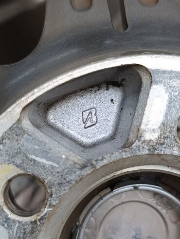 Диски: Литые Диски R 16 Б/у — 13