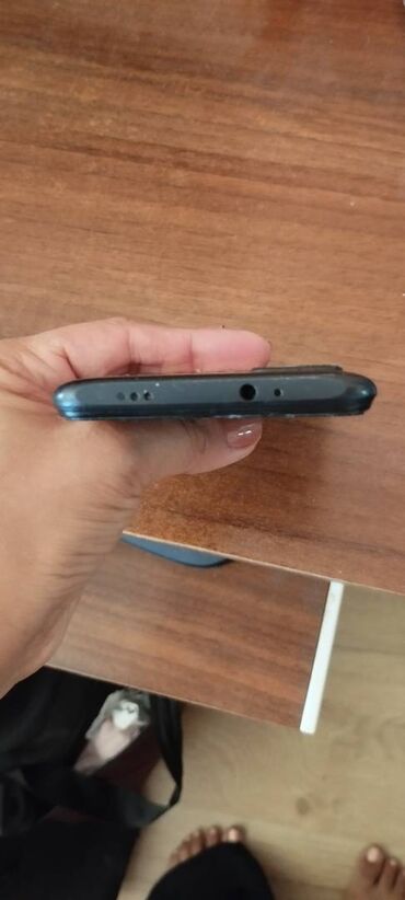 айфон 9 цена в баку: Telefon Rəsmi T9 satilir. Az istifade olunub. Bütün funksiyaları