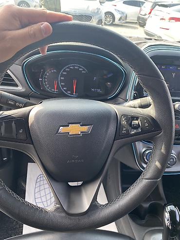 Chevrolet: Chevrolet Spark: 2019 г., 1 л, Вариатор, Бензин, Хэтчбэк — 17