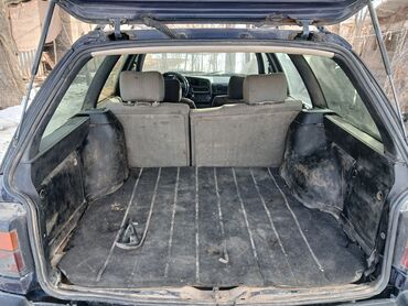 Volkswagen: Volkswagen Passat Variant: 1989 г., 1.8 л, Механика, Бензин, Универсал — 7