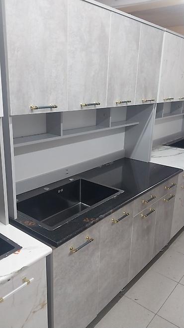 Кухонные гарнитуры: Кухонный гарнитур прямой, современный - Компоновка: нижний ряд тумб с — 14