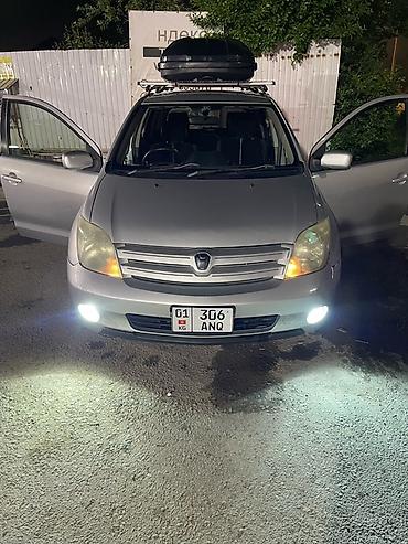 voxy noah: Toyota Ist: 2003 г., 1.5 л, Автомат, Бензин, Хэтчбэк — 1
