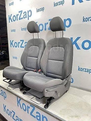кресло автомобиля: Пара передних сидений для автомобиля KIA (водительское и — 3