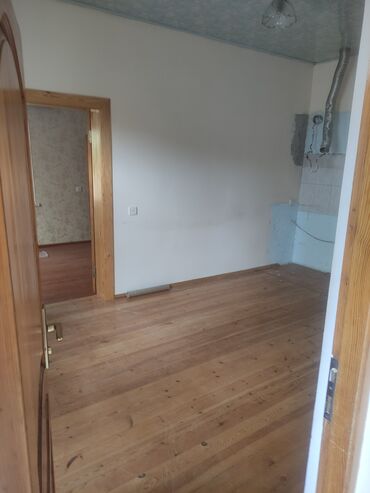 Uzunmüddətli kirayə evlər: 150 kv. m, 7 otaqlı, Qaz, İşıq, Su -da lalafo.az — 13 Uzunmüddətli kirayə evlər: 150 kv. m, 7 otaqlı, Qaz, İşıq, Su — 13