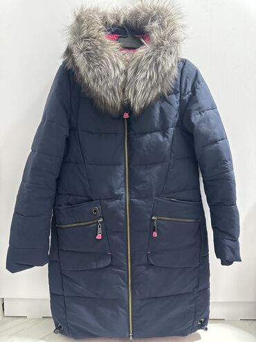 теплые зимние куртки: Пуховик