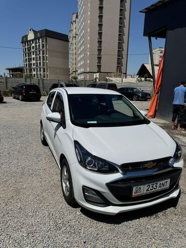 токмок машина базар: Chevrolet Spark: 2019 г., 0.1 л, Вариатор, Бензин, Хэтчбэк