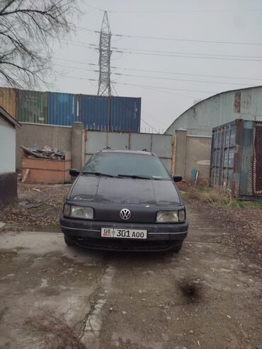 Volkswagen: Volkswagen Passat Variant: 1991 г., 1.8 л, Механика, Универсал — 2