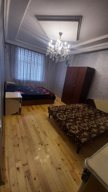 Долгосрочная аренда квартир: Bu mənzil yaşayış üçün rahat və funksional bir məkandır. Burada həm