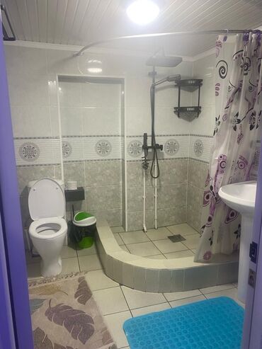 Посуточная аренда квартир: 1 комната, Душевая кабина, Постельное белье, Кондиционер — 13