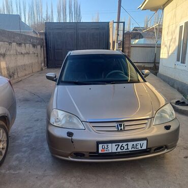 Honda: Honda Civic: 2001 г., Механика, Бензин, Седан