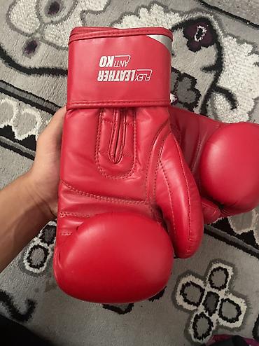 Кол каптар: Боксерские перчатки Clinch Flex Leather Anti KO, красные. - Материал — 2