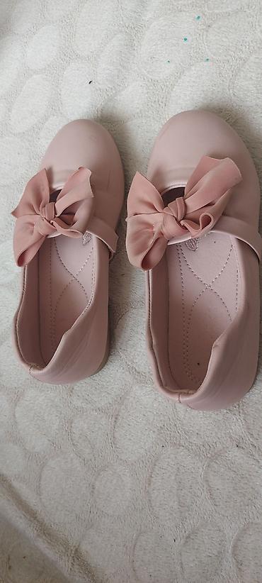 zara basic sako: Dečije baletanke – nežno roze boje, sa velikim dekorativnim mašnama na — 2
