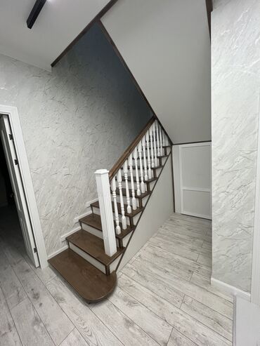 Деревянные лестницы: Лестницы на заказ. Матиралы Сосна Каражыгач Дуб Фанер с шпоном и без at lalafo.kg — 12 Деревянные лестницы: Лестницы на заказ. Матиралы Сосна Каражыгач Дуб Фанер с шпоном и без — 12