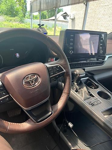 авто ярис: Toyota Sienna: 2021 г., 2.5 л, Автомат, Гибрид, Минивэн — 2