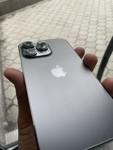 Apple iPhone: IPhone 13 Pro, Б/у, 256 ГБ, Черный, Защитное стекло, 85 %
