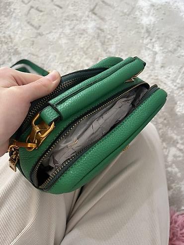 Кофты, свитеры: Набор женских вещей: 1) Жилет из натурального меха (визуально — — 8