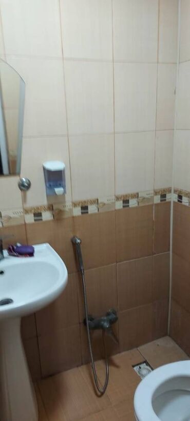 Mağazalar: Stansiya Razində, yaşayış məntəqələrinin əhatəsində 200 kv sahəsi olan -da lalafo.az — 9 Mağazalar: Stansiya Razində, yaşayış məntəqələrinin əhatəsində 200 kv sahəsi olan — 9