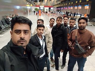 Građevinarstvo i proizvodnja: Wats app number Usluga: Posredovanje i dovođenje radne snage + — 3