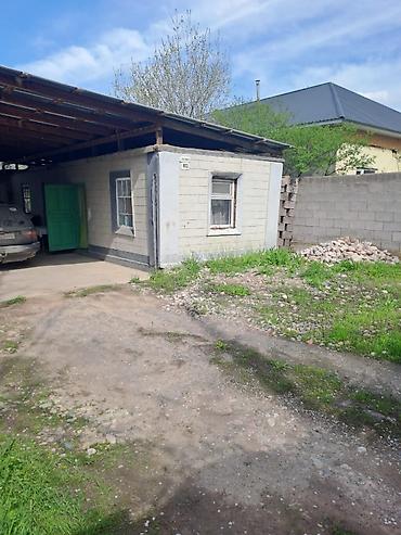 Продажа коттеджей и домов: Продаётся частный дом с участком. - Участок огорожен капитальным — 2