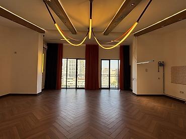 1 комнатная квартира 6000: 4 комнаты, 141 м², Филармония Элитка, 10 этаж, Дизайнерский ремонт — 6