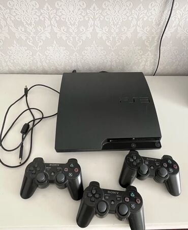PS3 (Sony PlayStation 3): Tecili satilir ev seraitinde islenib yaddas 500gb icinde 40 oyun var