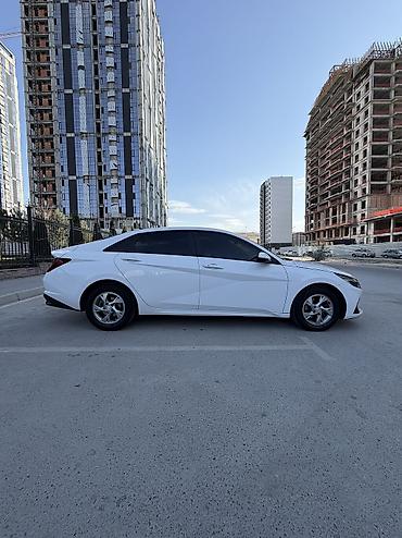 200: Hyundai Avante: 2020 г., 1.6 л, Автомат, Бензин, Седан — 8