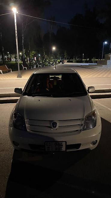 voxy noah: Toyota Ist: 2003 г., Автомат, Бензин, Хэтчбэк — 2