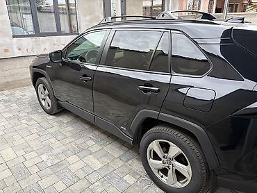 битые машины купить: Toyota RAV4: 2021 г., 2.5 л, Автомат, Гибрид, Кроссовер — 4