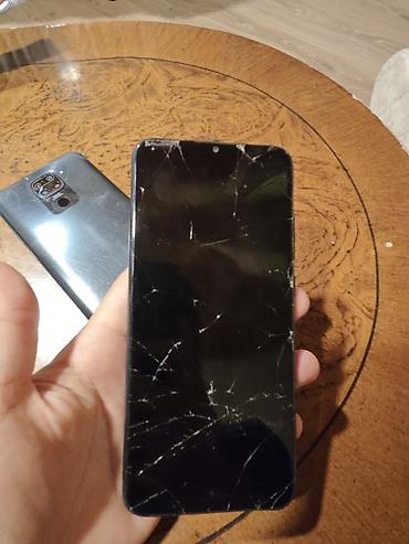 Salam Əlimdə 3 ədəd telefon var her birinin fərqli problemi var lalafo.az -da Salam Əlimdə 3 ədəd telefon var her birinin fərqli problemi var