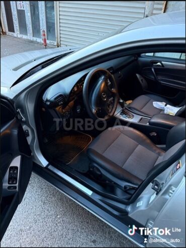 Mercedes-Benz: Masin ela veziyette di Cox xerc cekilib Garajdadi, surulmur, xinda — 2