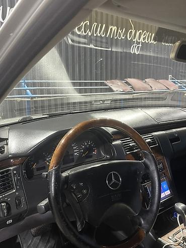 byd e1: Mercedes-Benz E-Class: 2000 г., Бензин, Седан — 7