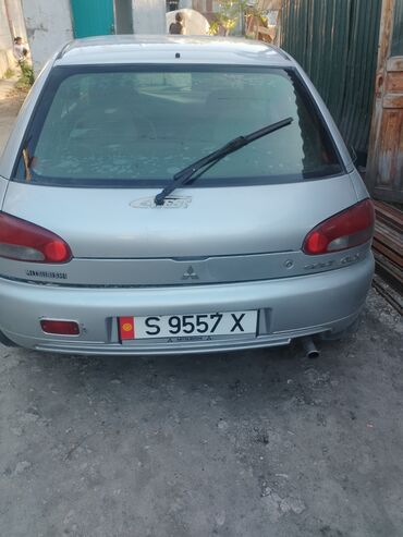 Mitsubishi: Mitsubishi Colt: 1993 г., 1.5 л, Механика, Бензин, Купе
