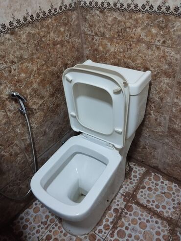 Uzunmüddətli kirayə mənzillər: Kirayə mənzil – tam mebelli və texnikalı - Yataq otağı: ikinəfərlik — 7