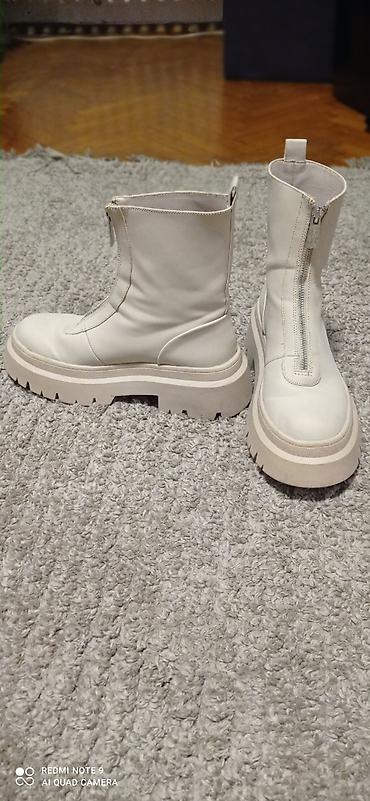 Gležnjače: Ženske čizme sa debljim đonom – krem/bela boja - Model: gležnjače sa — 5