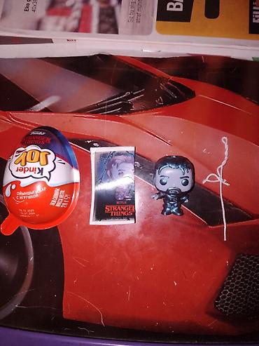 Hopper Upside Down Stranger Things Kinder joy