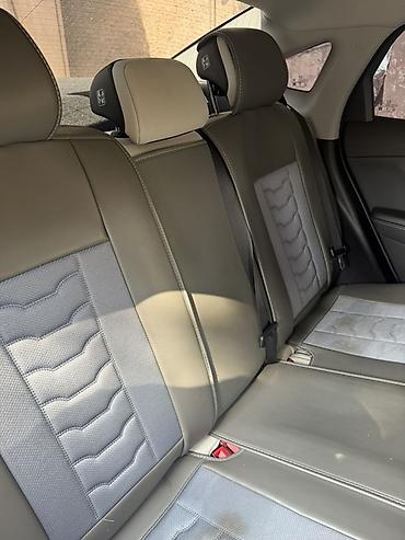 2 el traktör: BYD Destroyer 05: 1.5 l | 2025 il 18000 km Sedan — 2