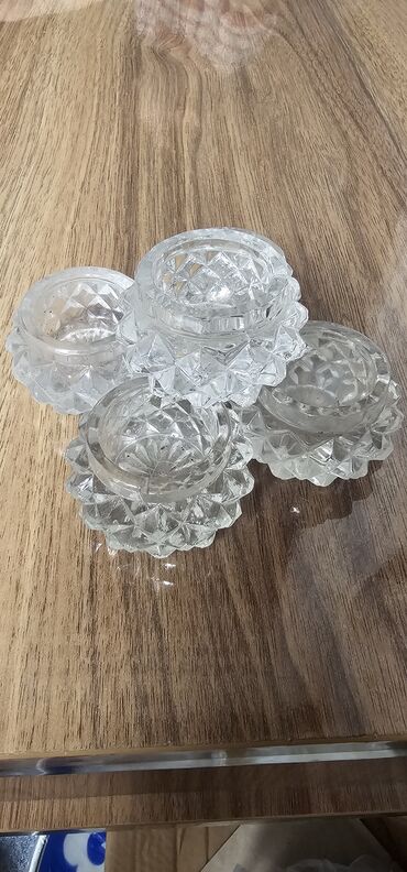 Mini: Şüşə kristal duz/ədviyyat qabları dəsti - Sayı: 5 ədəd - Material
