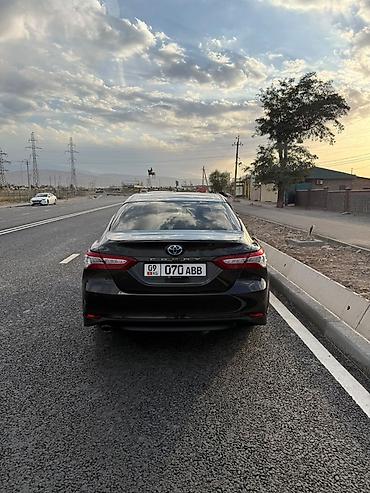 Продажа авто: Toyota Camry: 2018 г., 2.5 л, Автомат, Гибрид, Седан — 3