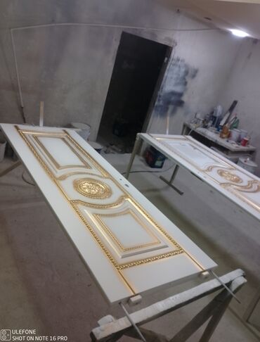 Otaq qapıları: Köhnə Taxta Qapıların Peşəkar Bərpası Evinizdə və ya obyektinizdə olan — 9