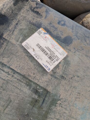 Стекла и комплектующие: Лобовой передний задний боковой различных размеров и форм — 12