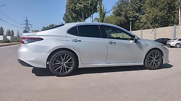 mark x: Toyota Camry: 2021 г., 2.5 л, Вариатор, Гибрид, Седан — 7