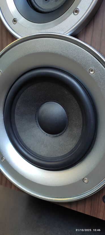 Dinamiklər və kolonkalar: Yeni LG Kolonka, Növ - Saundbar, rəng - Qəhvəyi — 28