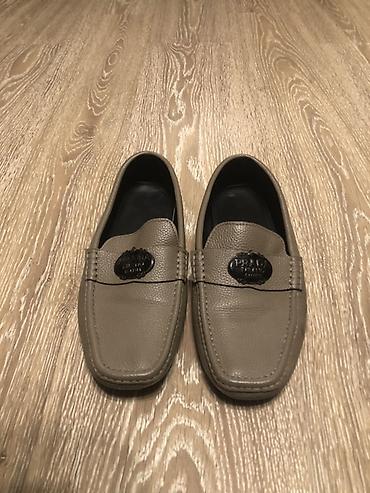 Личные вещи: Prada Milano kişilər üçün loafer ayaqqabıları - Model: Klasik — 4